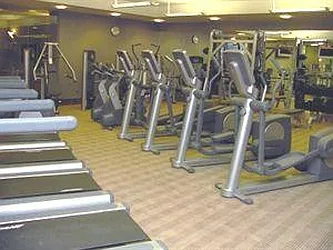 Rented by R New York