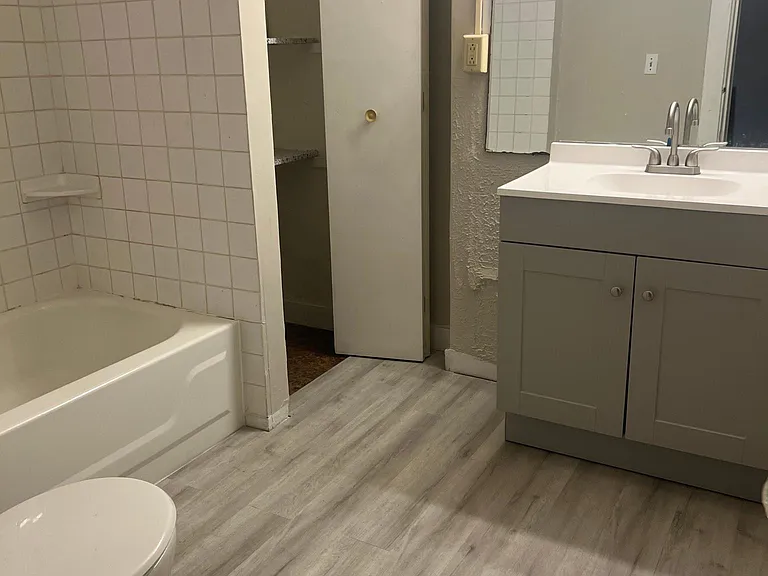 3450 Clifton Ave #4 — Photo 7