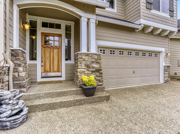 21533 SW Susan Ln, Beaverton, OR 97003
