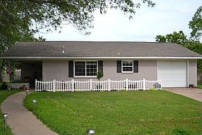 1st image of 3512 Hillcrest Cir