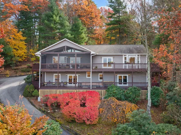 79 Alex Mountain Dr, Dillard, GA 30537