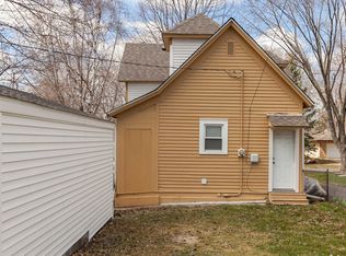 1220 Burr St, Saint Paul, MN 55130