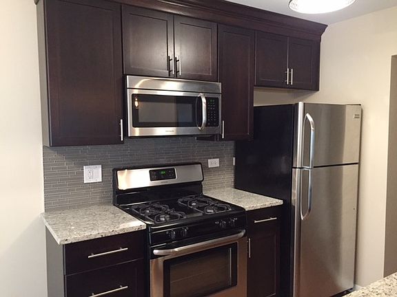 2nd image of 1066 Brunswick Hbr