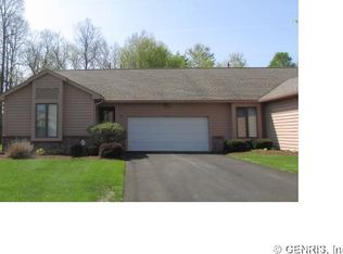 9 Brisbane Ln #PVT, Rochester, NY 14612