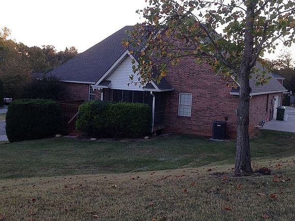 4th image of 608 Snowshill Way