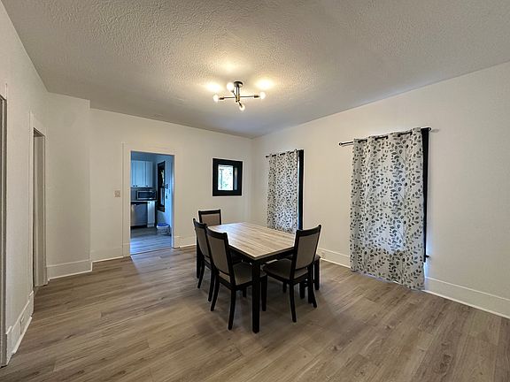 3rd image of 1825 Clover Ave Unit 2
