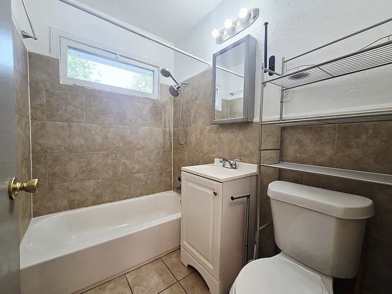 3413 Willow Creek Dr — Photo 14