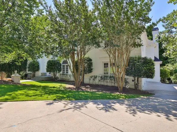 110 Larne Ct, Roswell, GA 30076