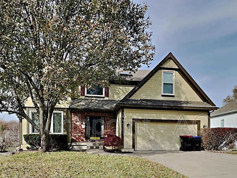 1st image of 208 SE Battery Dr