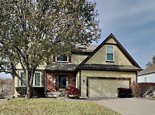 208 SE Battery Dr, Lees Summit, MO 64063