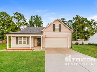 19 Summerwood Ln, Lillington, NC 27546