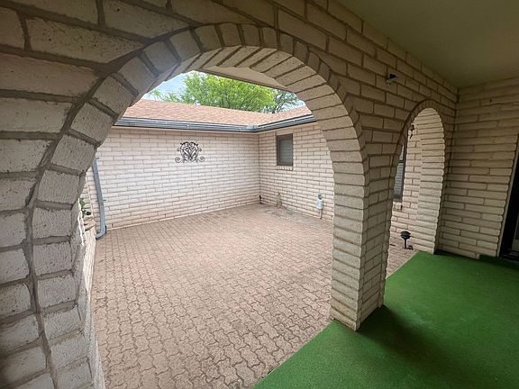 4th image of 1203 Hall Dr #187