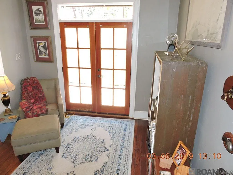 636 Napoleon St — Photo 4