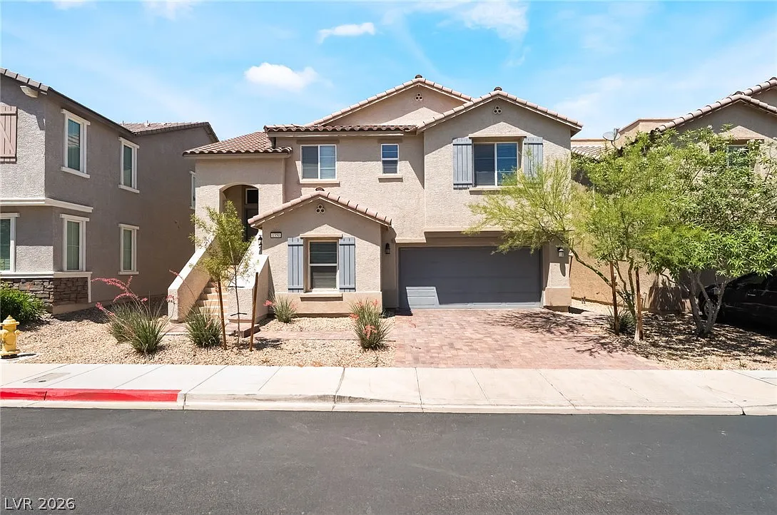 3 bed, 2.5 bath, 2501 sqft, $2,445 — Photo 1