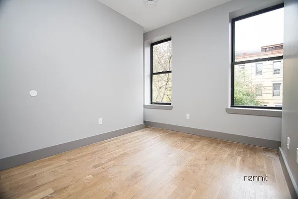 Rented by Rennit Inc. | media 4