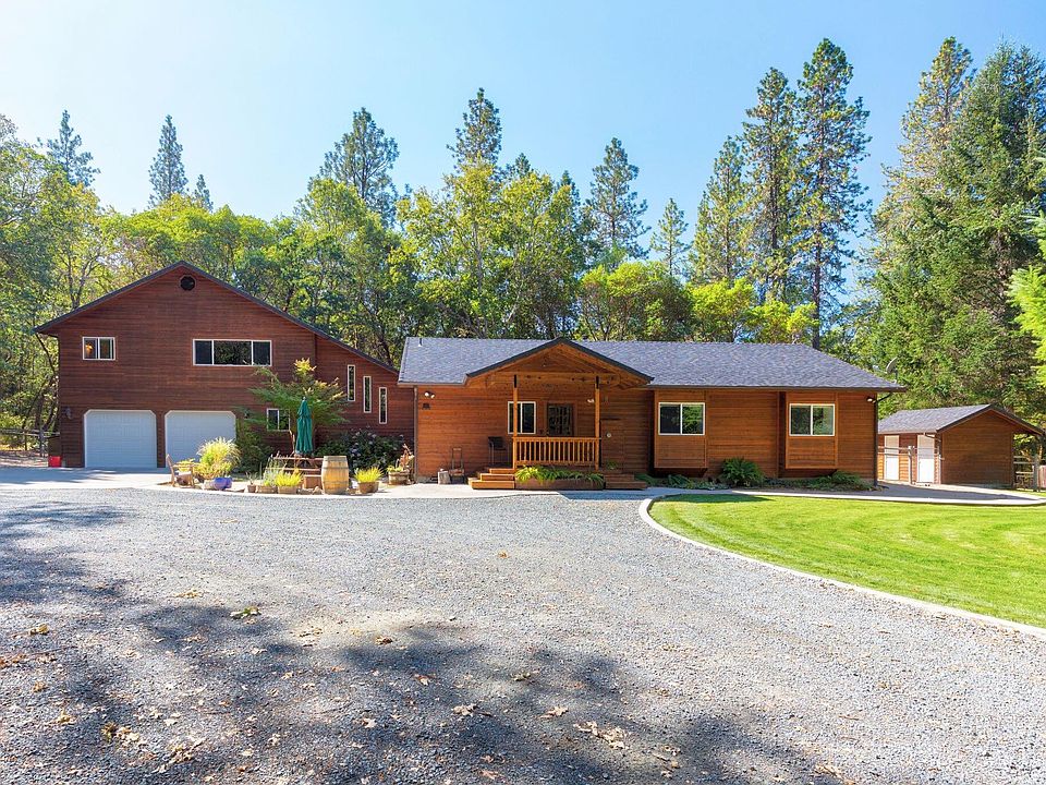 1st image of 737 Pinecrest Dr