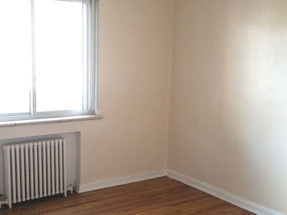 2nd image of 1225 Colorado Blvd #1BD