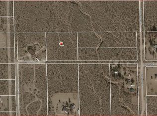 1520 Calaveras Rd #B, Pinon Hills, CA 92372
