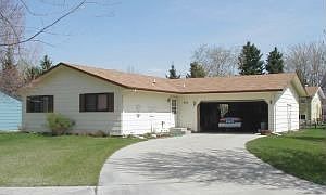1st image of 440 Birch Ln