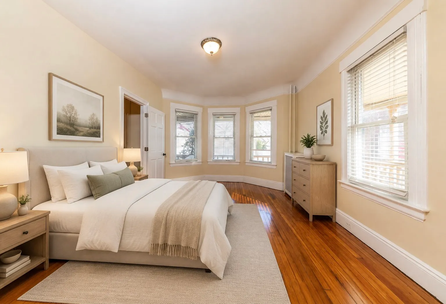 2 bed, 1024 sqft, $2,800 — Photo 3