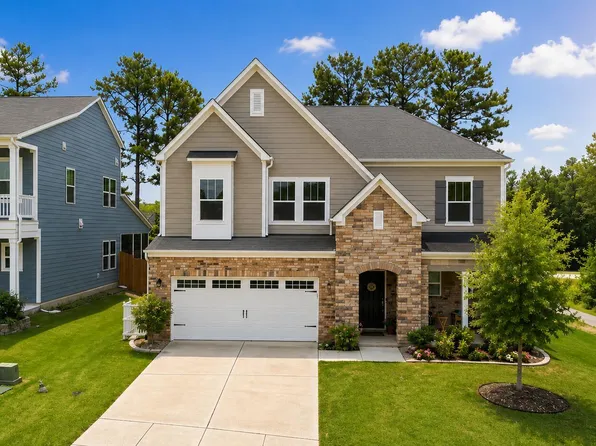 3385 Lovage Dr, Apex, NC 27502