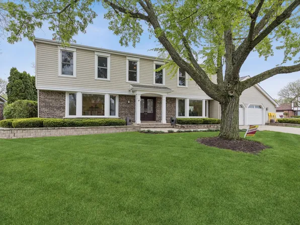 4115 Bristol Ct, Northbrook, IL 60062