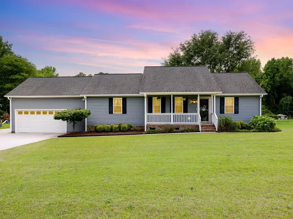 1441 Powhatan Rd, Clayton, NC 27527