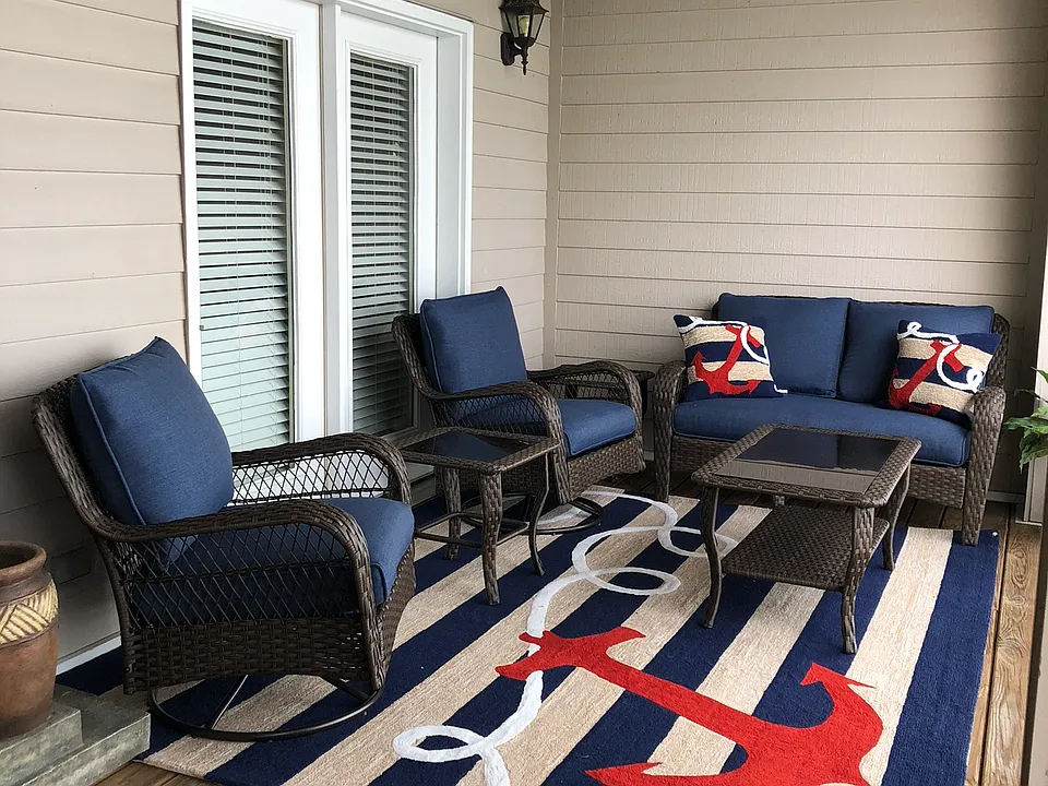 Seating area. Loveseat, 2 swivel chairs