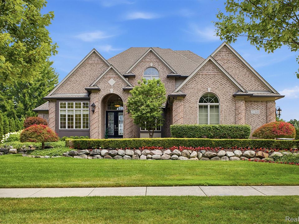 1st image of 22440 Darcey Ct