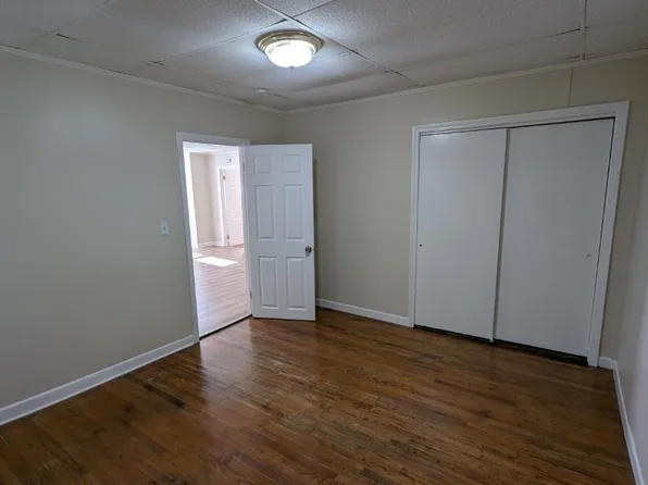 206 Buffinton St #3, Fall River, MA 02721