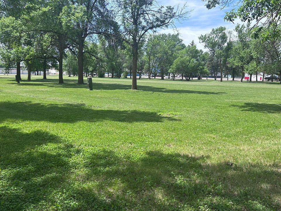 1st image of 4th St N