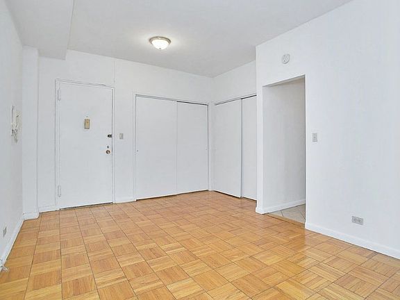 4th image of 350 E 52nd St APT 14G