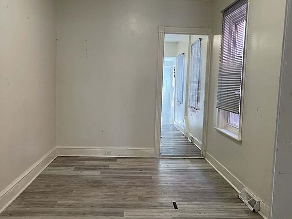 4th image of 529 Ritter St