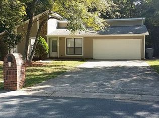 6122 Long Pine Dr, Charlotte, NC 28227