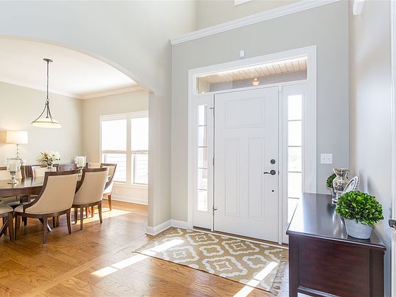 4th image of 5614 Deer Hollow Dr