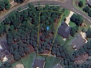 301 Planters Ridge Dr, Sunset Beach, NC 28468