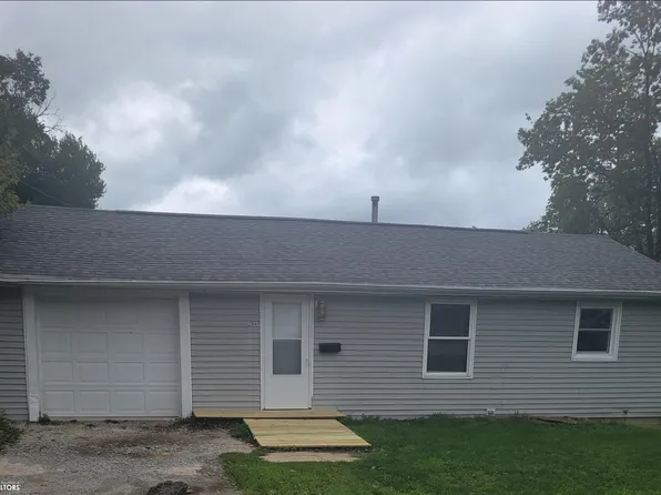 204 S Grant St, Mount Ayr, IA 50854