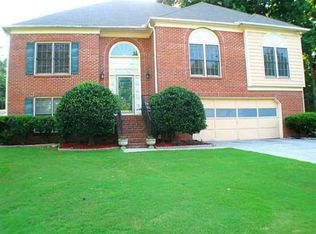 303 Clubhouse Ct NW, Kennesaw, GA
