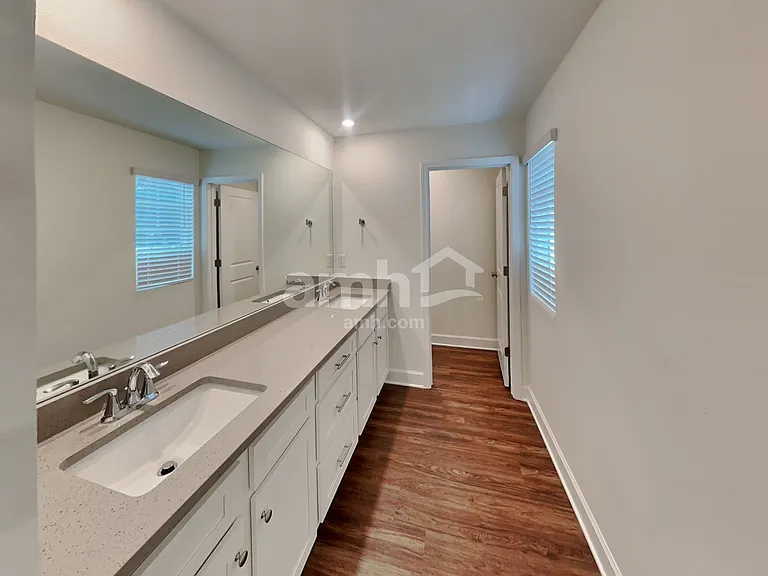 8603 Belfort Landing Dr — Photo 15