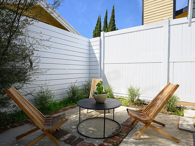 2213 Arizona Ave — Photo 20