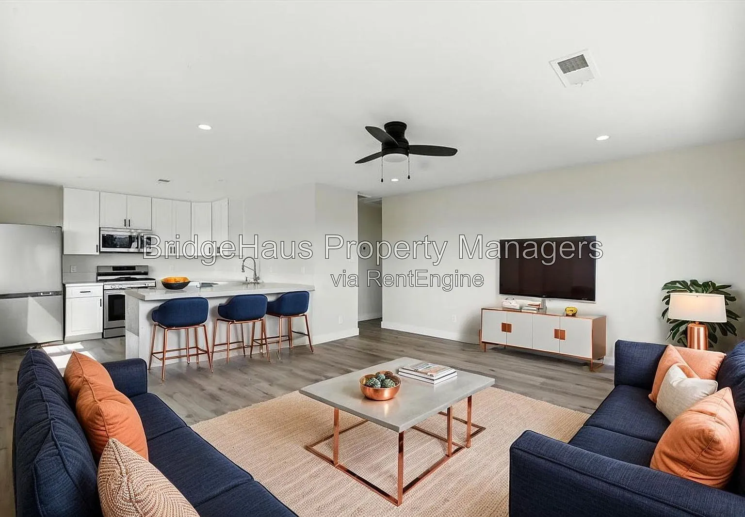 2 bed, 1.0 bath, 775 sqft, $2,600 — Photo 1