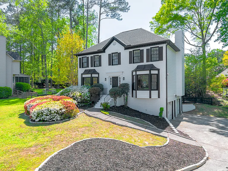 4115 Tanbark Dr NE — Photo 38