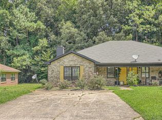 1091 Summer Brook Rd, Atlanta, GA 30349