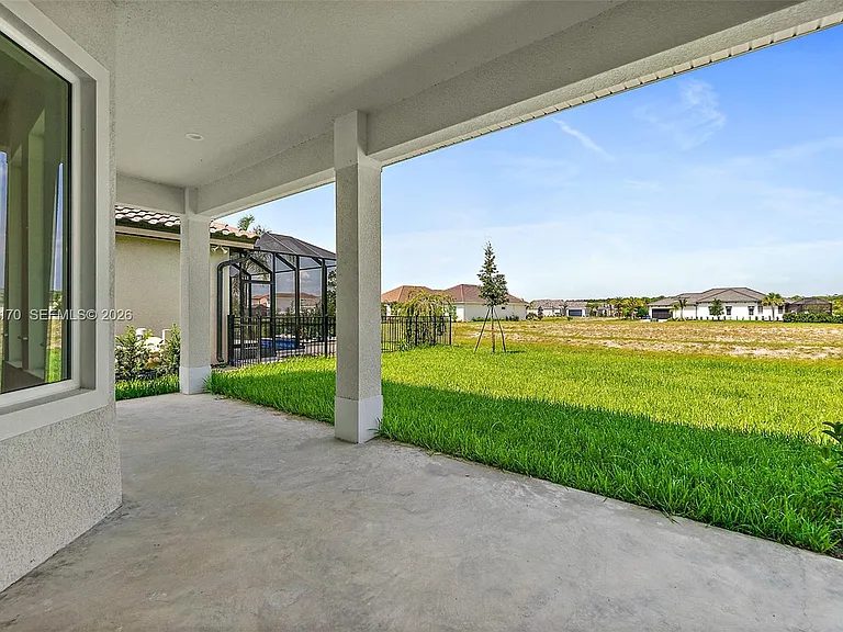 3 Rio Vista Dr — Photo 9