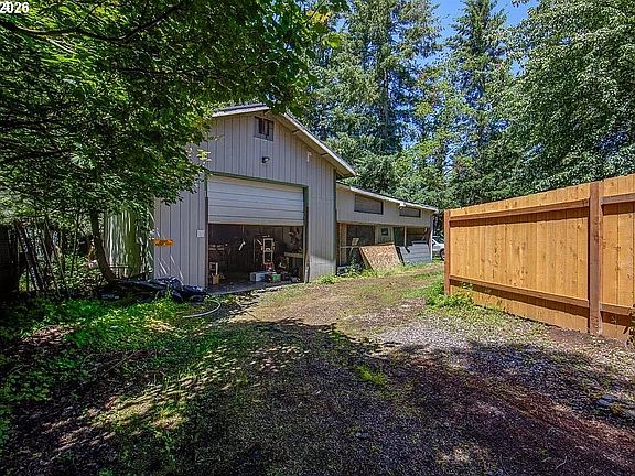 3rd image of 209 SE 214th Ave