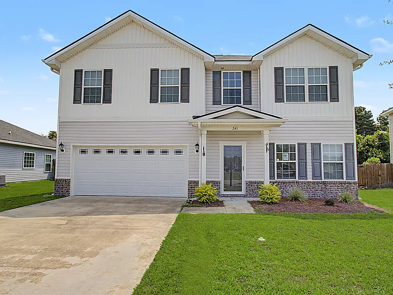 245 Alcott Cir — Photo 1