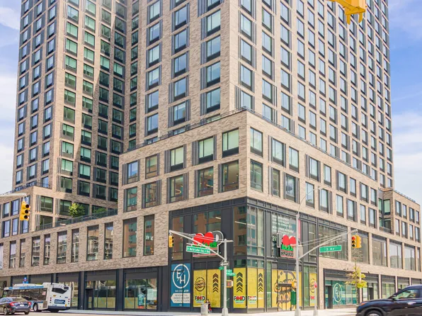 2319 3rd Avenue image 15 of 15