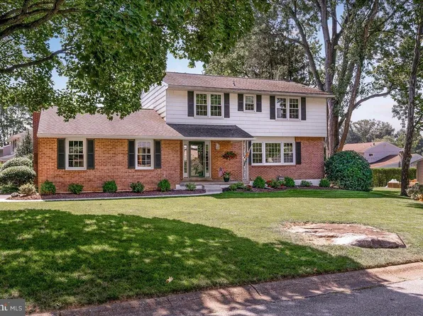 2302 Magnolia Dr, Wilmington, DE 19810