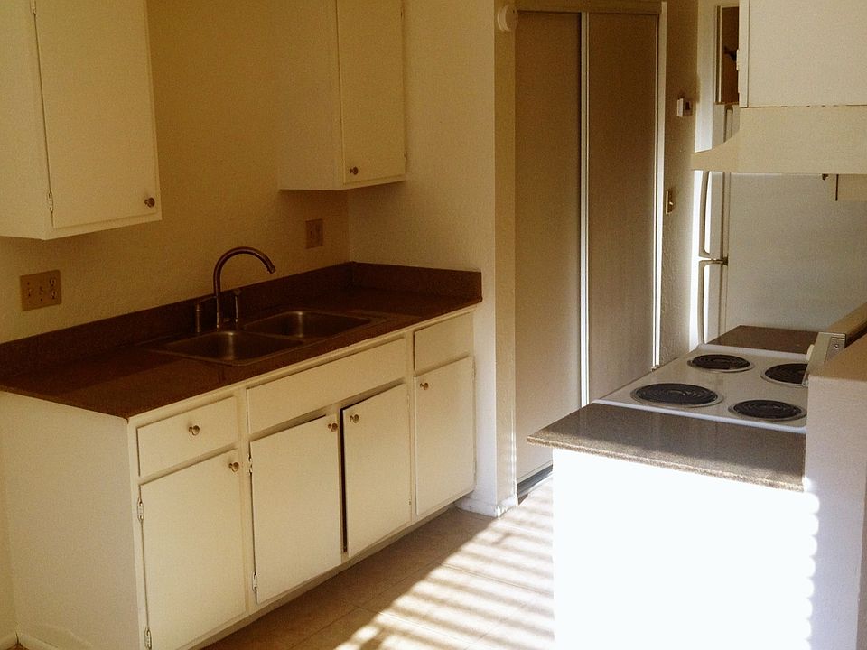 Unit #4 Kitchen