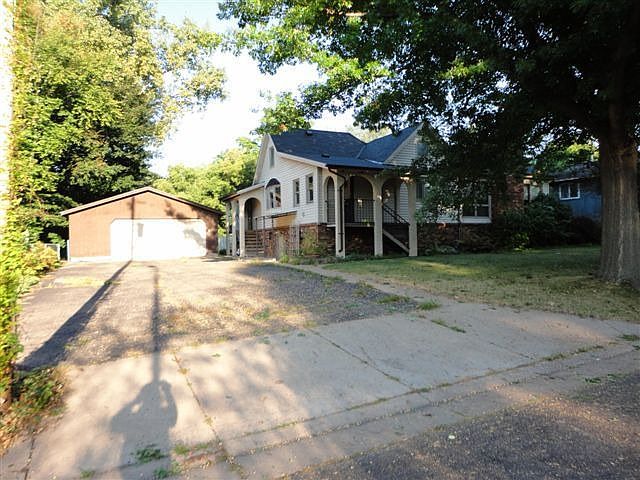 2nd image of 1359 Galtier St